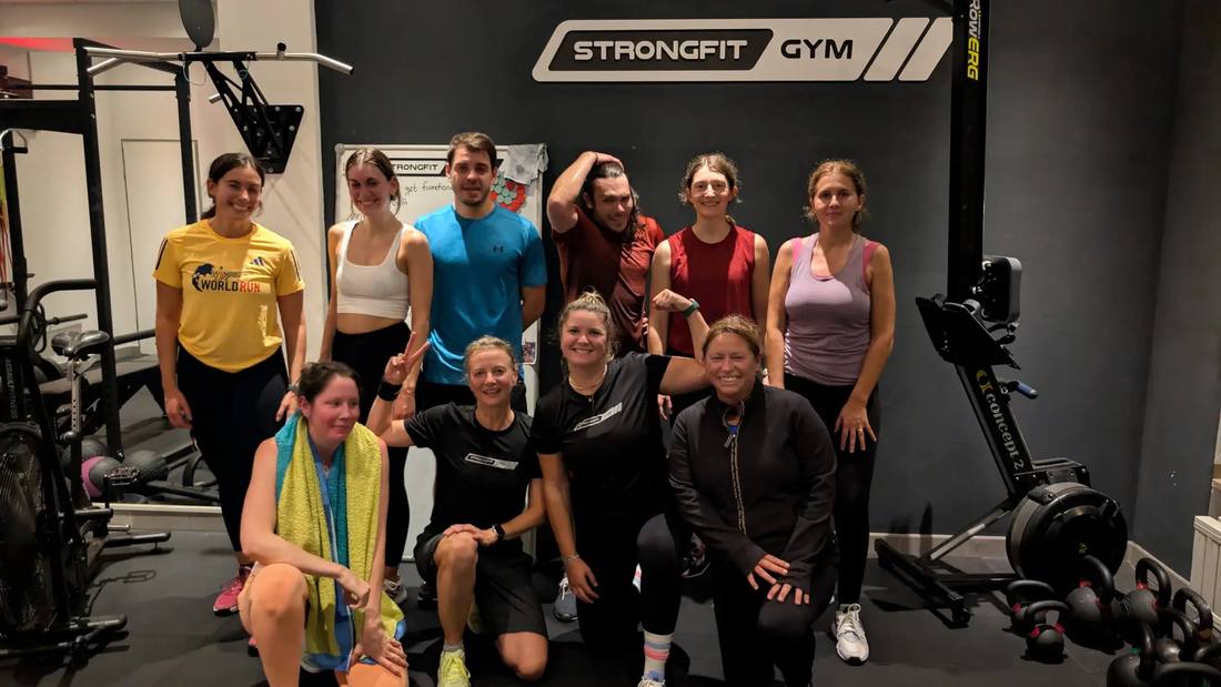 STRONGFIT Community im Gym Pasing