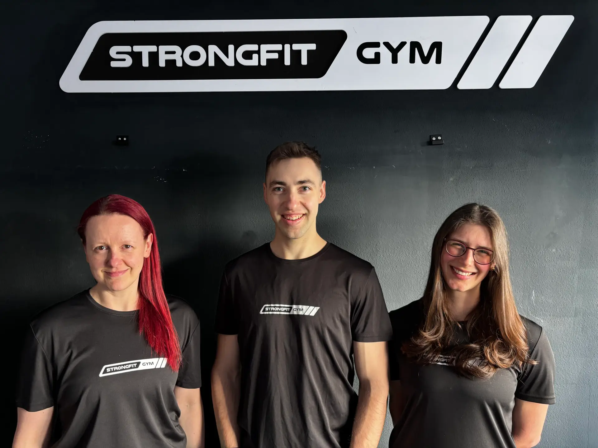 Strongfit Gym Personal Trainer Team